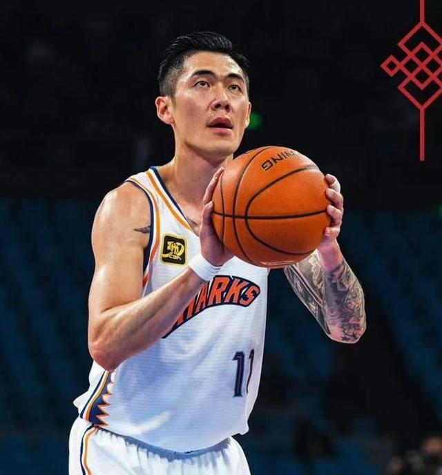 开云体育app下载-上海男篮精心备战冠军赛，努力拼搏！