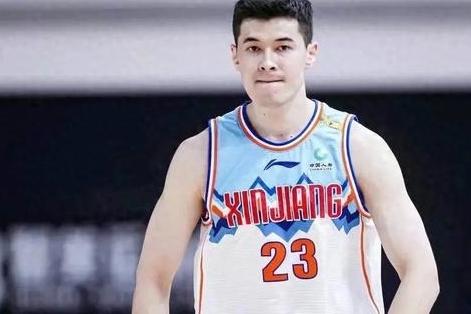 开云体育登录-广西男篮逆境中崛起，实现逆袭