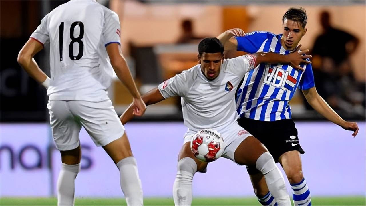 开云体育官网-荷甲精英赛：马斯特里赫特赢球积分上涨