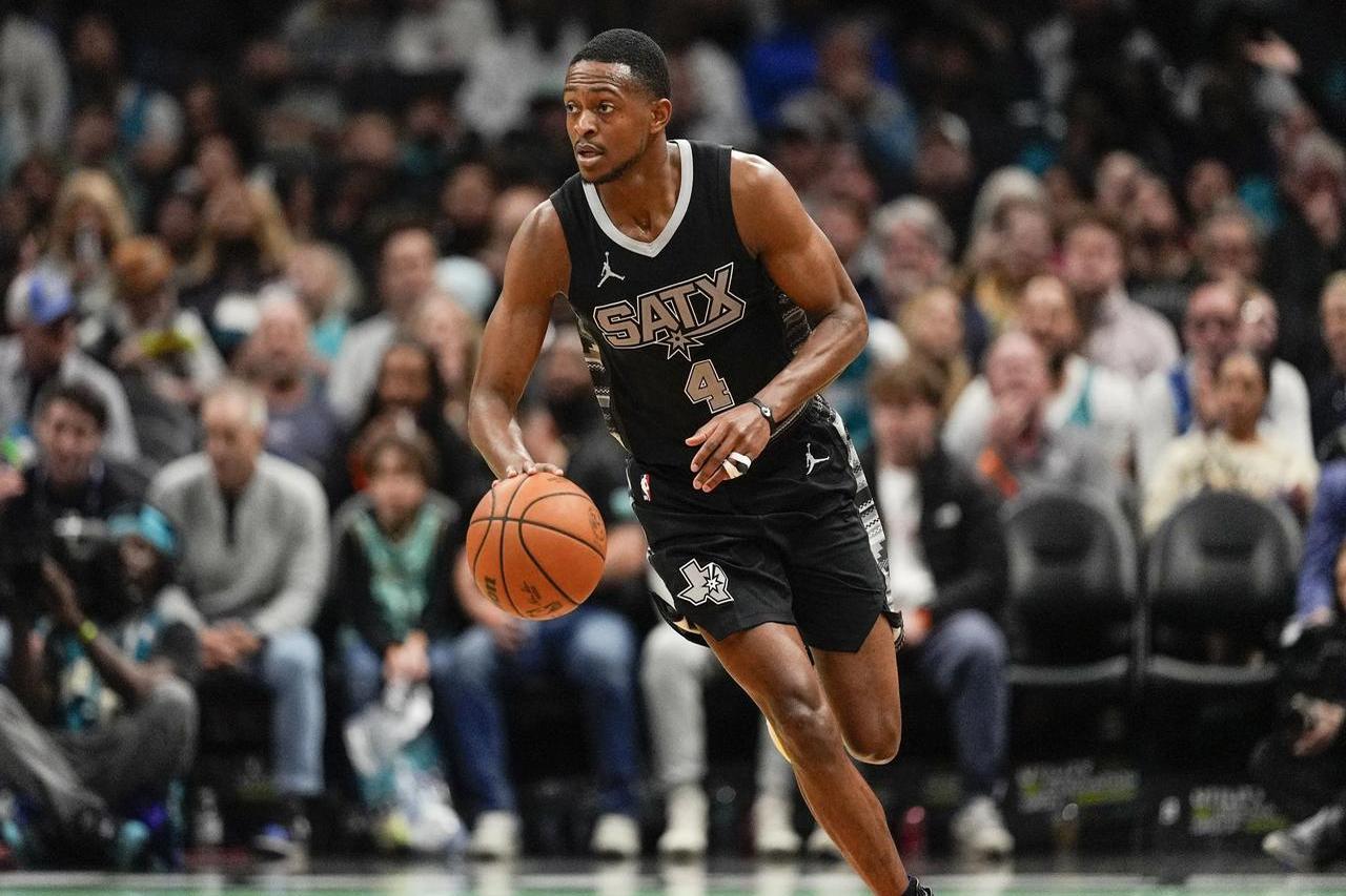 开云体育app-马刺球员集体表现低迷，主帅全力激励提振士气的简单介绍