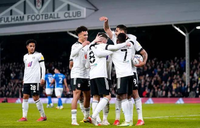 开云体育官方登录入口-包含阿斯顿维拉客场战胜富勒姆，豪取三分的词条