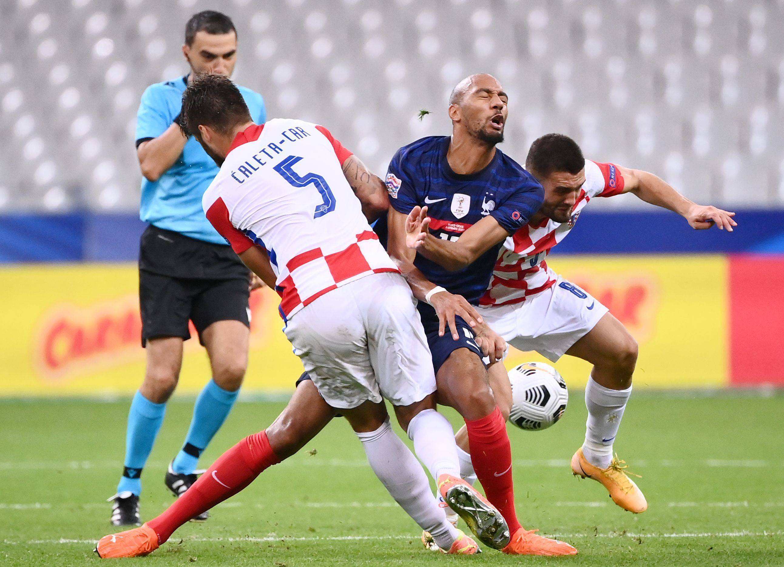 包含克罗地亚惨遭淘汰，再度错过欧洲杯赛场的词条