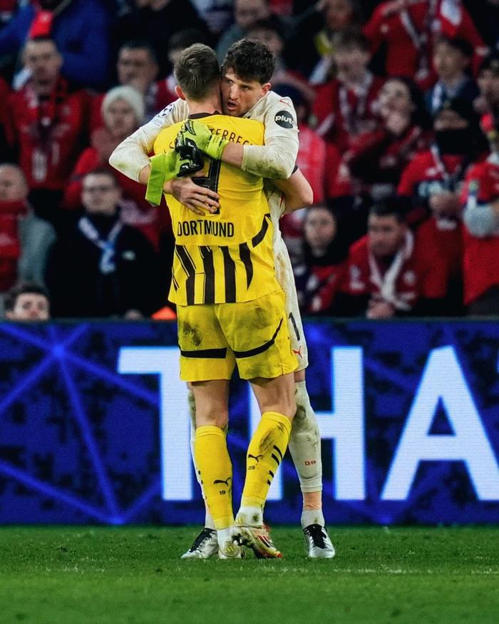多特蒙德成功晋级，展现强大实力的简单介绍
