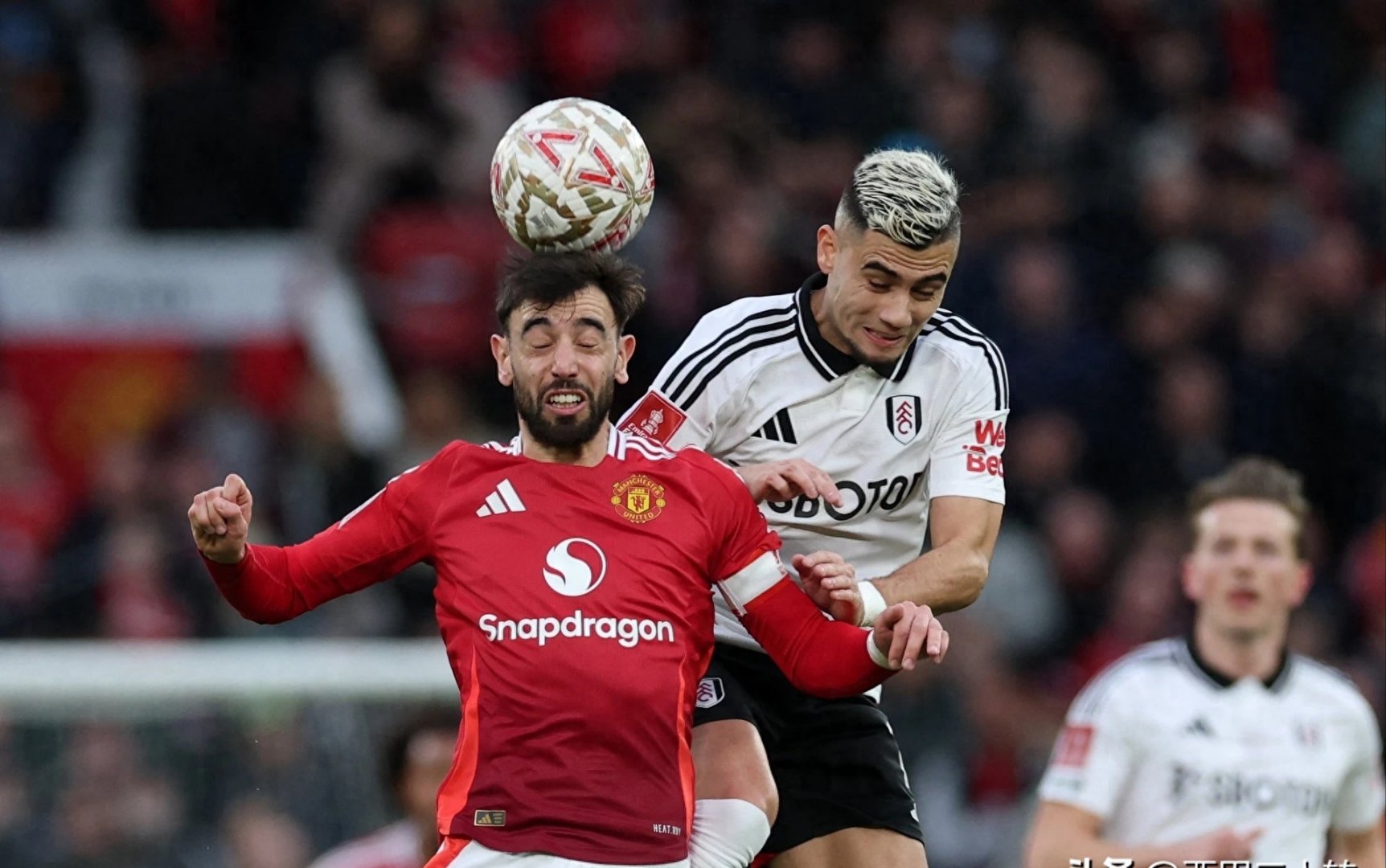 开云体育app下载-曼联低水平战胜富勒姆，升至积分榜前列的简单介绍