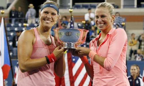 开云体育链接-捷克代表队勇夺女子X篮球亚军